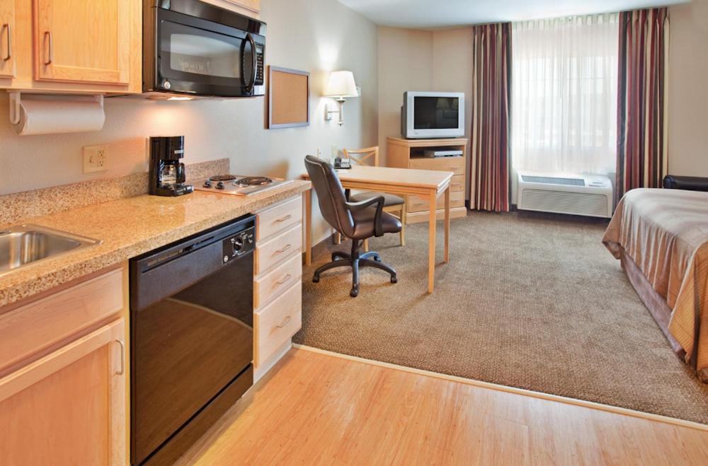 Candlewood Suites Junction City - Ft. Riley By Ihg מראה חיצוני תמונה