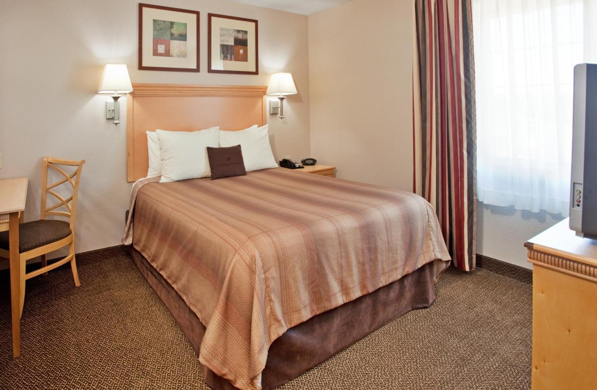 Candlewood Suites Junction City - Ft. Riley By Ihg מראה חיצוני תמונה